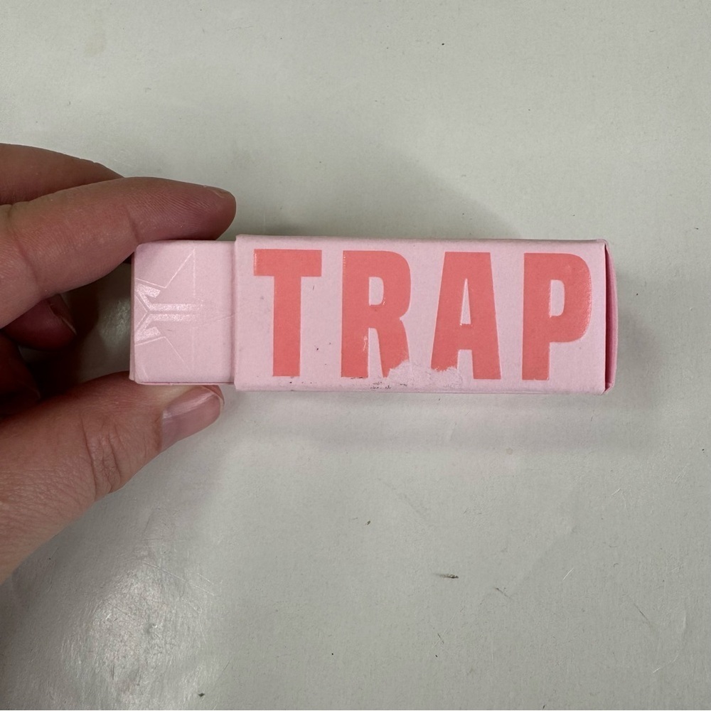 Jeffree‎ Star Trap Lipstick in Ranch Girl